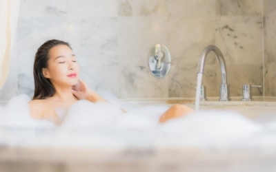 Self Care: The Benefits Of A Hot Bath