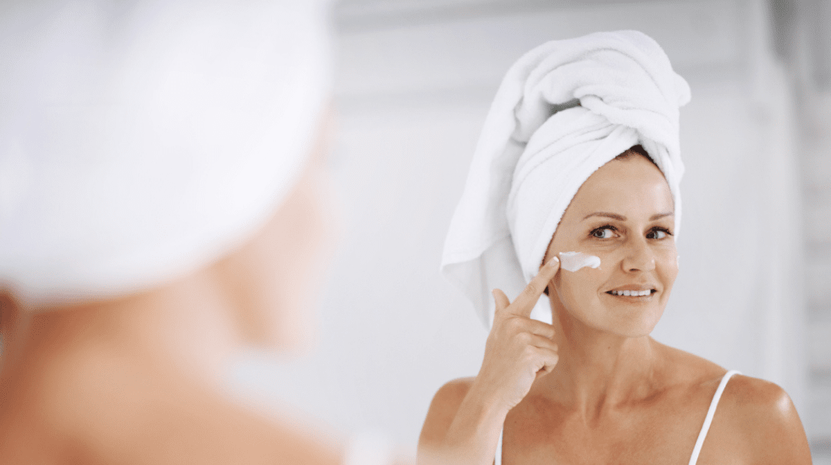 A Simple Skincare Routine For Mature Skin